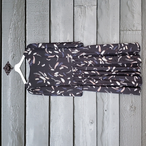 Women's Dress - Picture 9 of 10